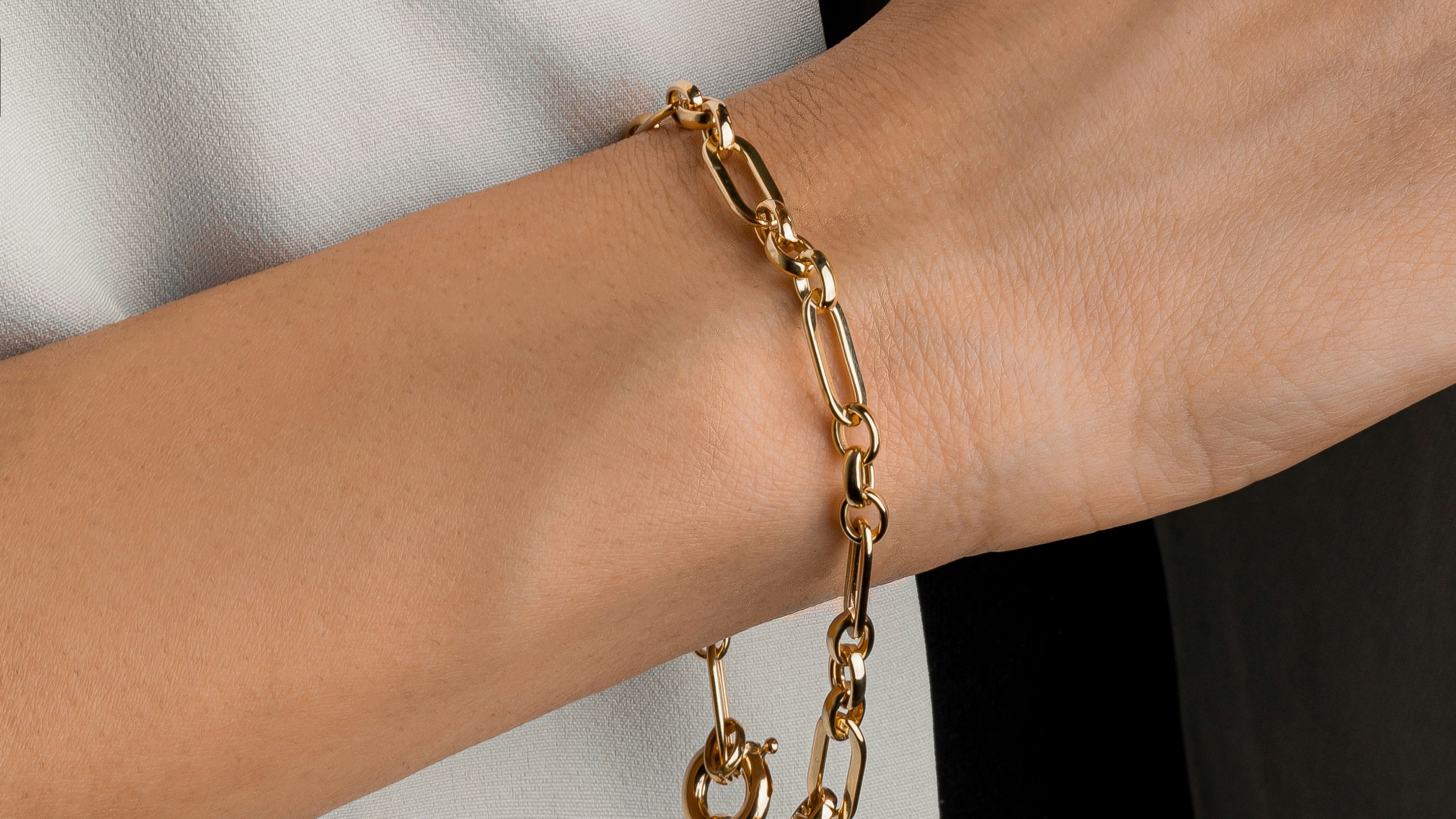 Chunky Bracelets That Feel Effortlessly Bold