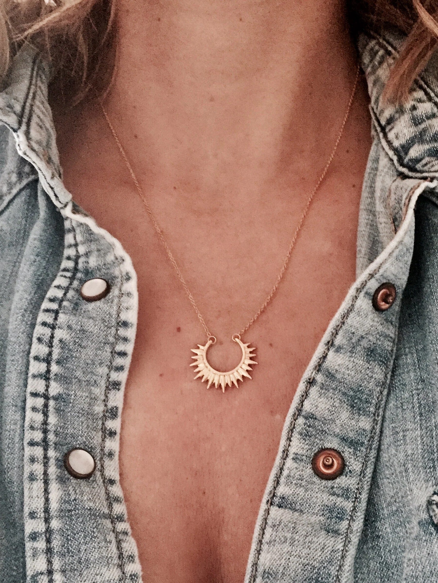 Sunburst Pendant Necklace 3